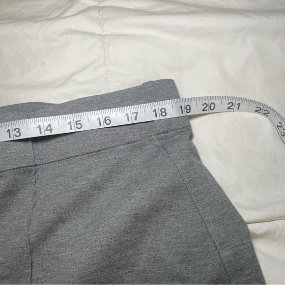 JONES & Co. Gray Women's Stretch Pants 2XL 27” inseam - Picture 6 of 8